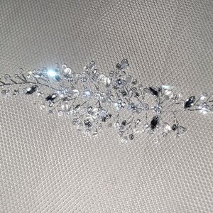 Elegant Silver Embellished Hair Jewelry